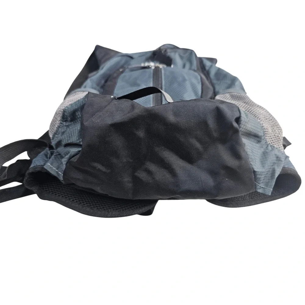 High Sierra Rumpack Gray Black Ripstop Hydration Ready Hiking Daypack Backpack